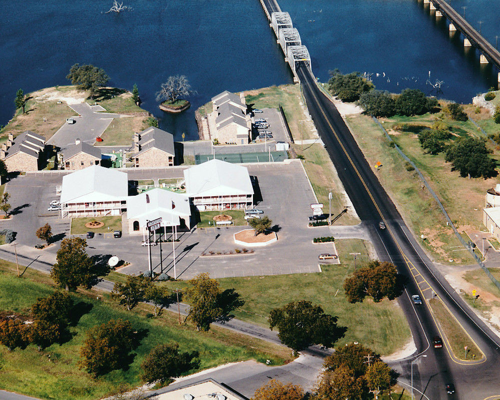 Lake View Inn Гранбъри Екстериор снимка